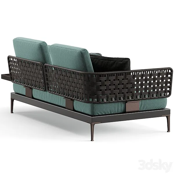 مبل فضای باز Minotti Patio با طراحی لوکس و مدرن.